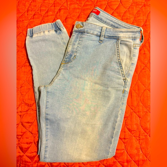 ❤️NWOT GUESS❤️WOMEN’S JEANS❤️SIZE L❤️ - Picture 6 of 9